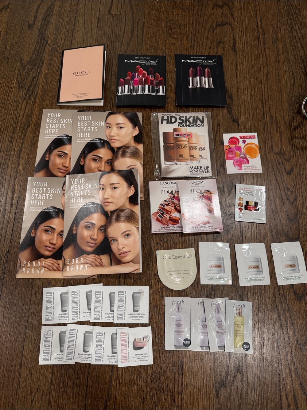 Gucci Pink Beige Cosmetic Sample Kit with Assorted Makeup Brand Samples
